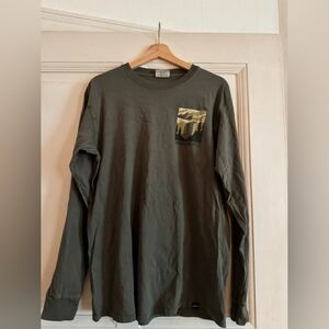 Men's Green Long Sleeve Shirt with Pocket